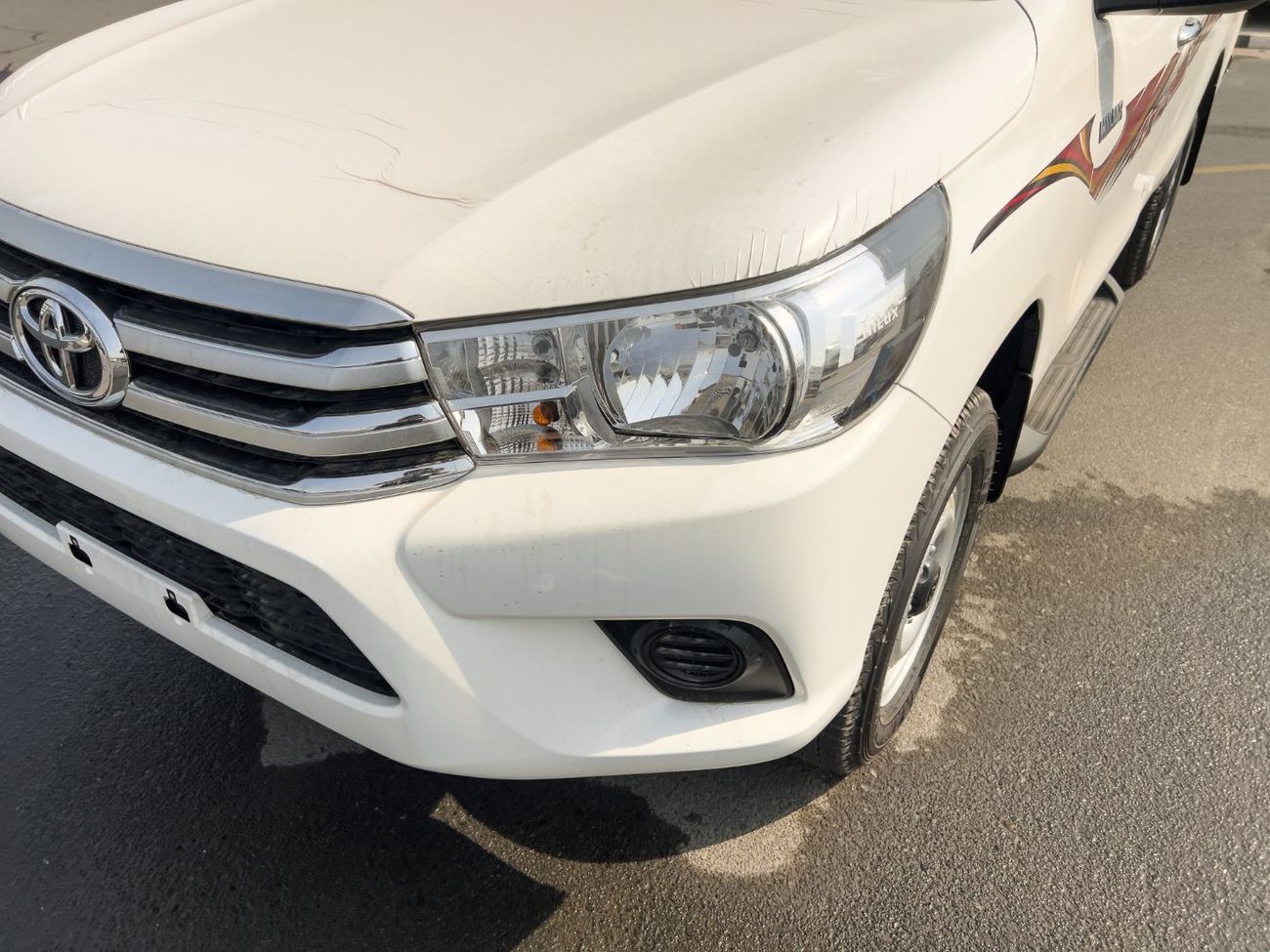 Toyota Hilux EXPORT ONLY - Hilux GL 2.4L 4x4 Without Differential Lock