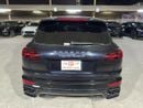 Porsche Cayenne Turbo S 4.8L (570 HP) 2016 | CARBON CERAMIC BRAKES (PCCB) | CARBON INTERIOR PACKAGE | SUNROOF