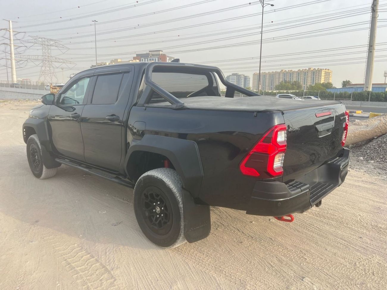 تويوتا هيلوكس DIESEL 2.8 L ,GR PORT ,2024 MODEL