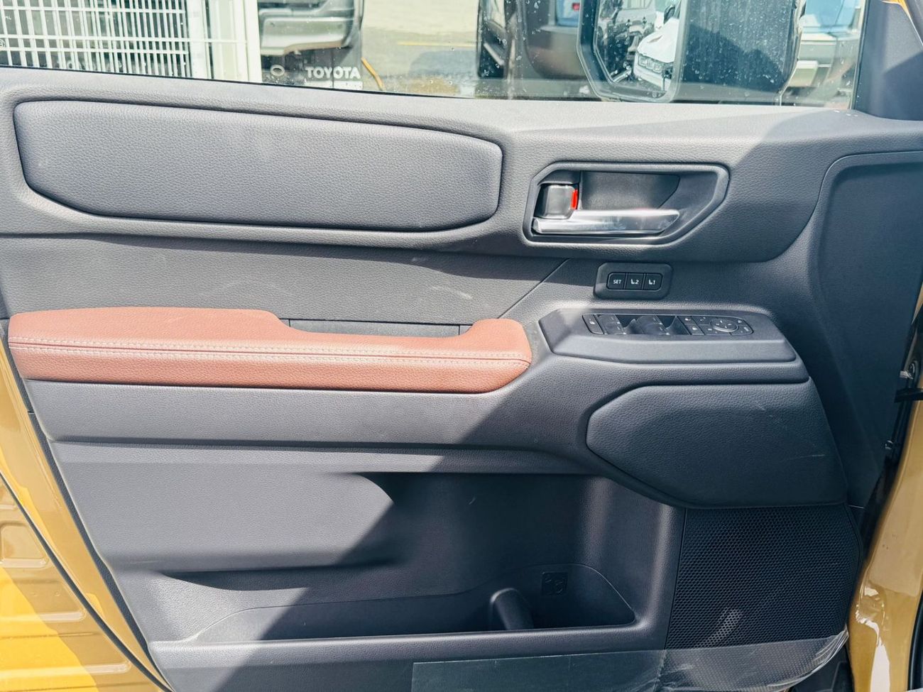 Toyota Prado TOYOTA LAND CRUISER PRADO 2.4L PETROL