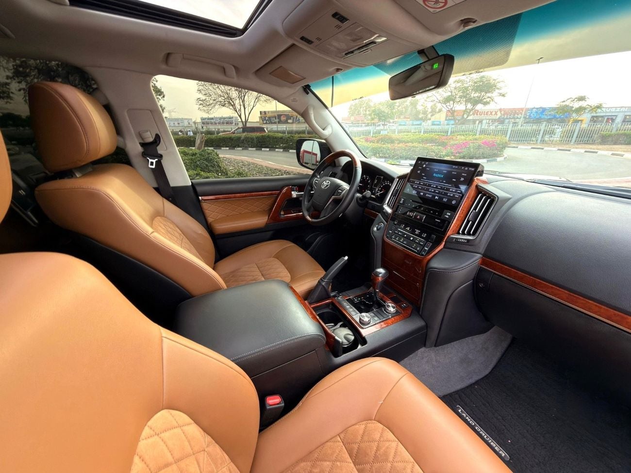 تويوتا لاند كروزر 