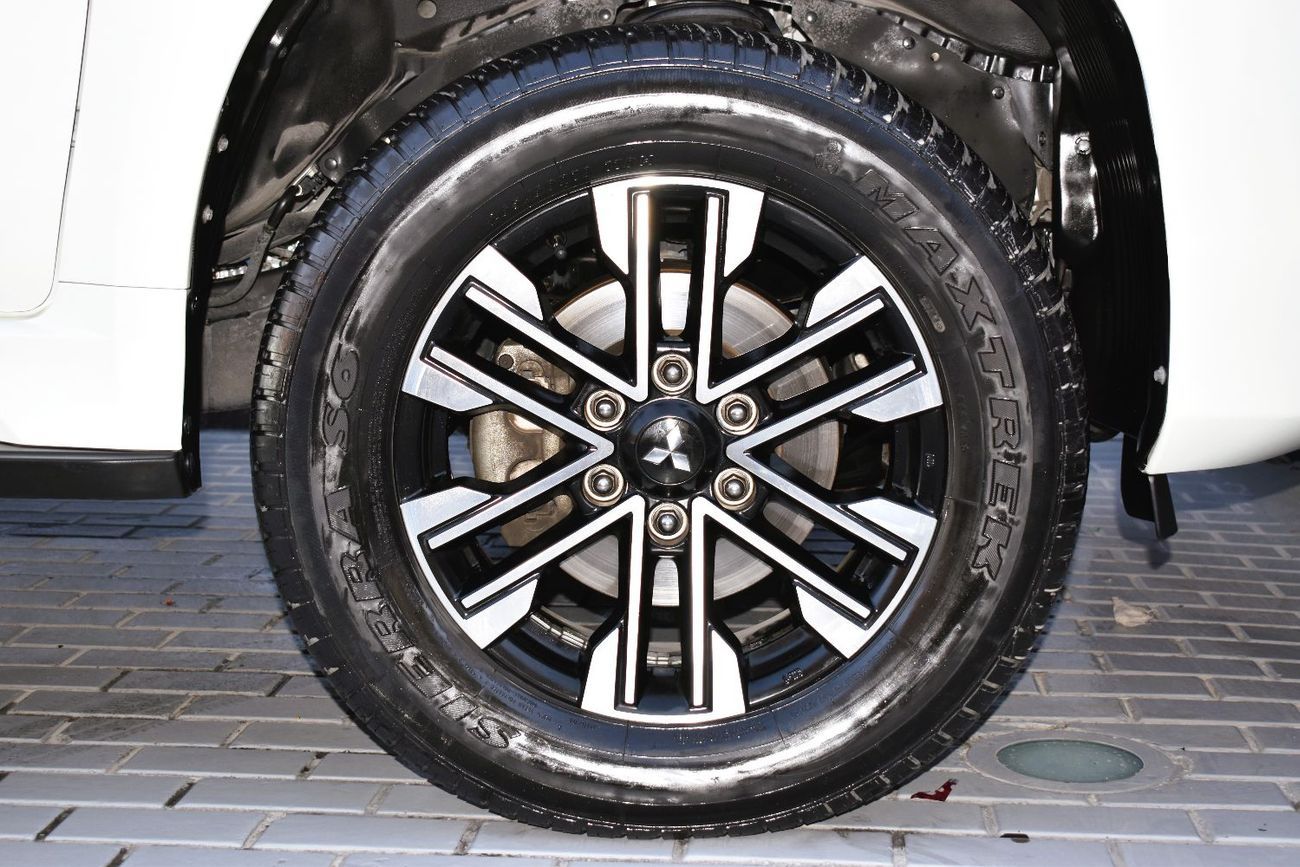 ميتسوبيشي مونتيرو سبورت GLS 3.0L