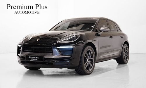 بورش ماكان T 2.0L (260 HP) 2024 Porsche Macan, Warranty, Full Porsche Service History, Sport Chrono Package, Ve