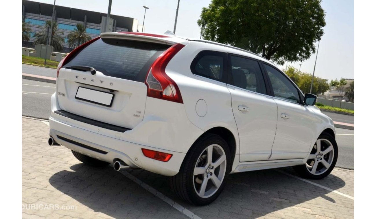 فولفو XC 60 Volvo XC60 R-Design T6 AWD 2010 in Perfect Condition