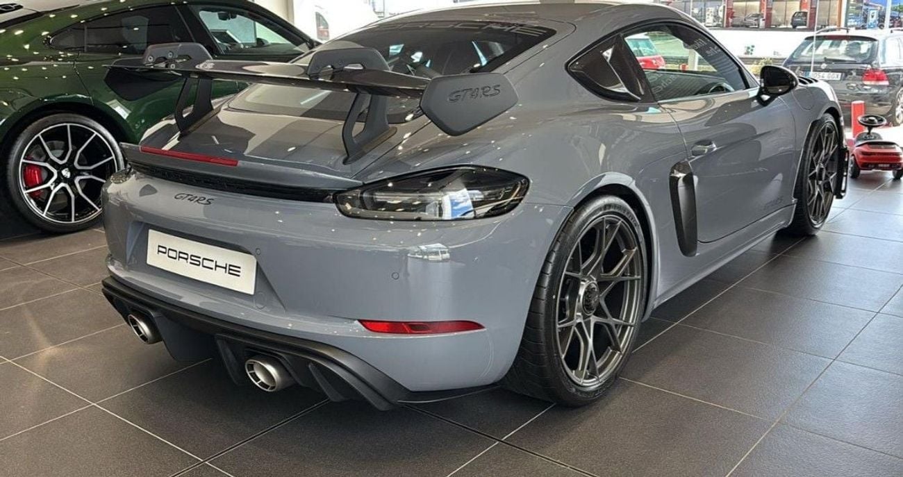 Porsche 718 Cayman GT4 RS 4.0L (493 HP) A/T
