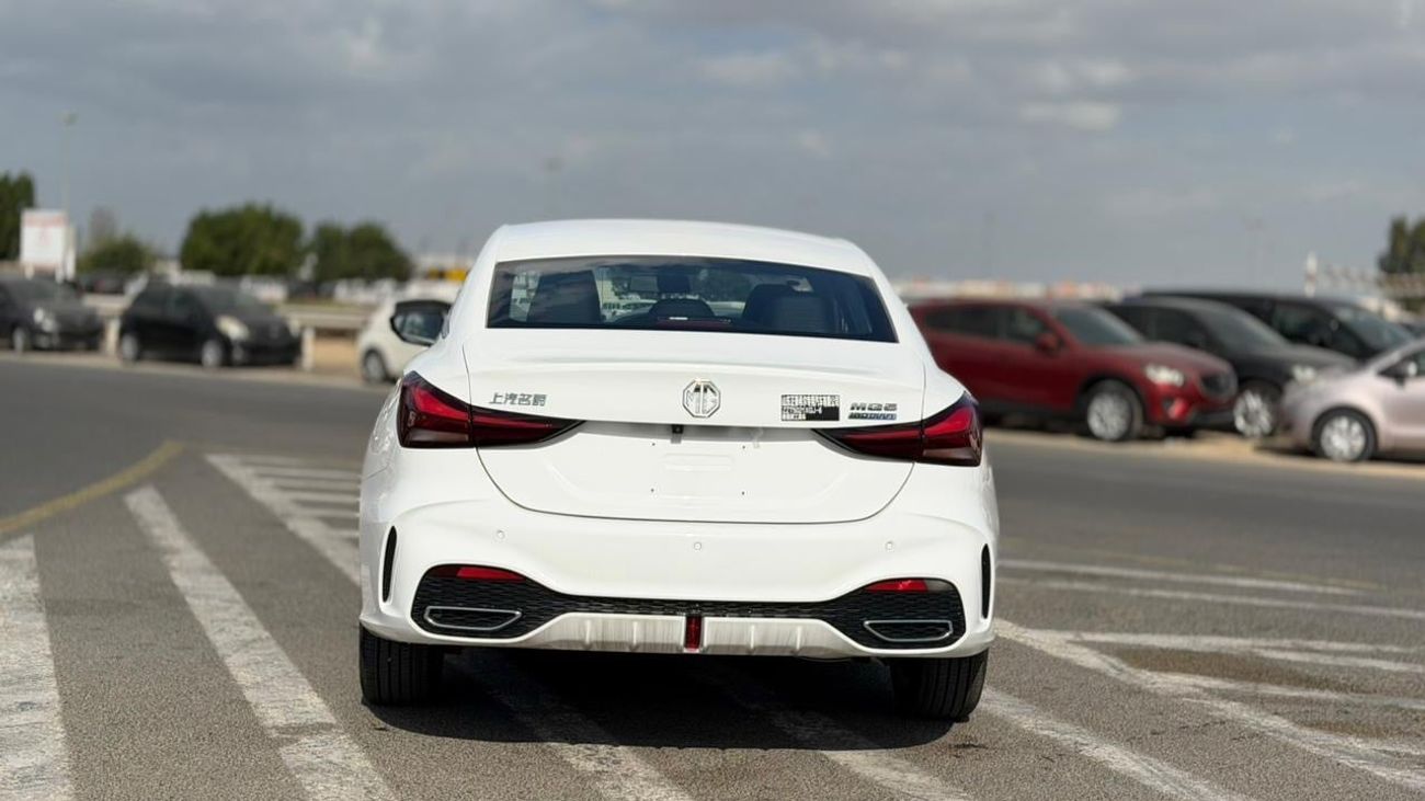 MG 5 MG 5 LUXURY EDITION 1.5L 360 camera &sunroof A/T 2025