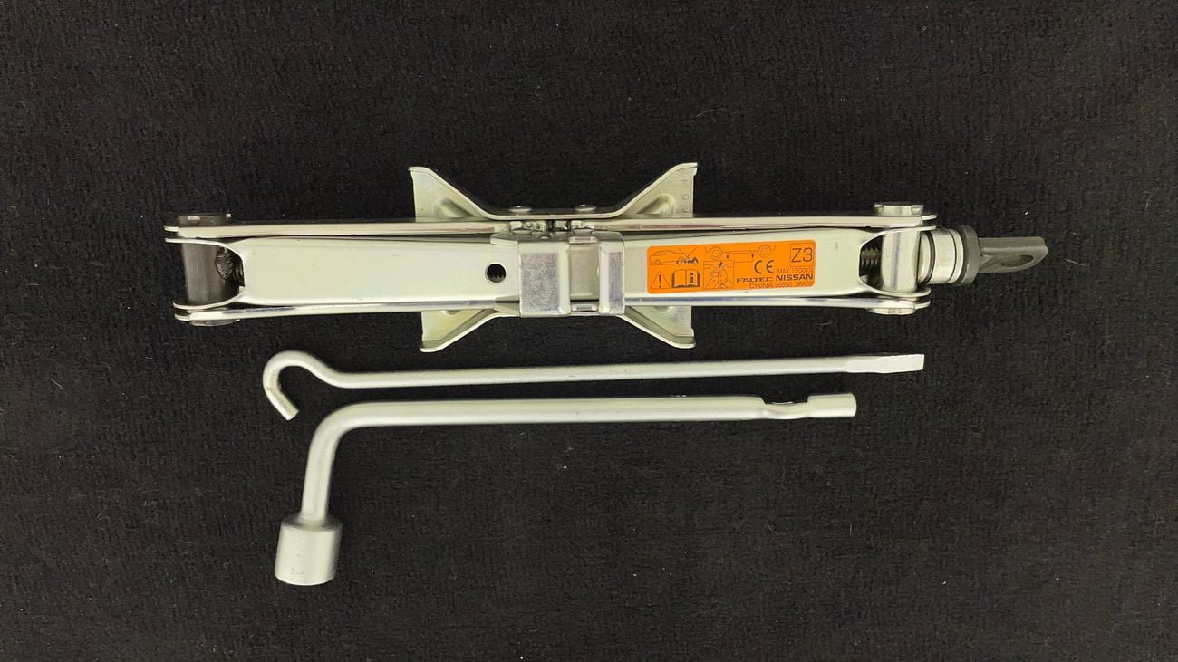 نيسان تيدا SV 1.8 | بدون دفعة مقدمة | اختبار القيادة في المنزل