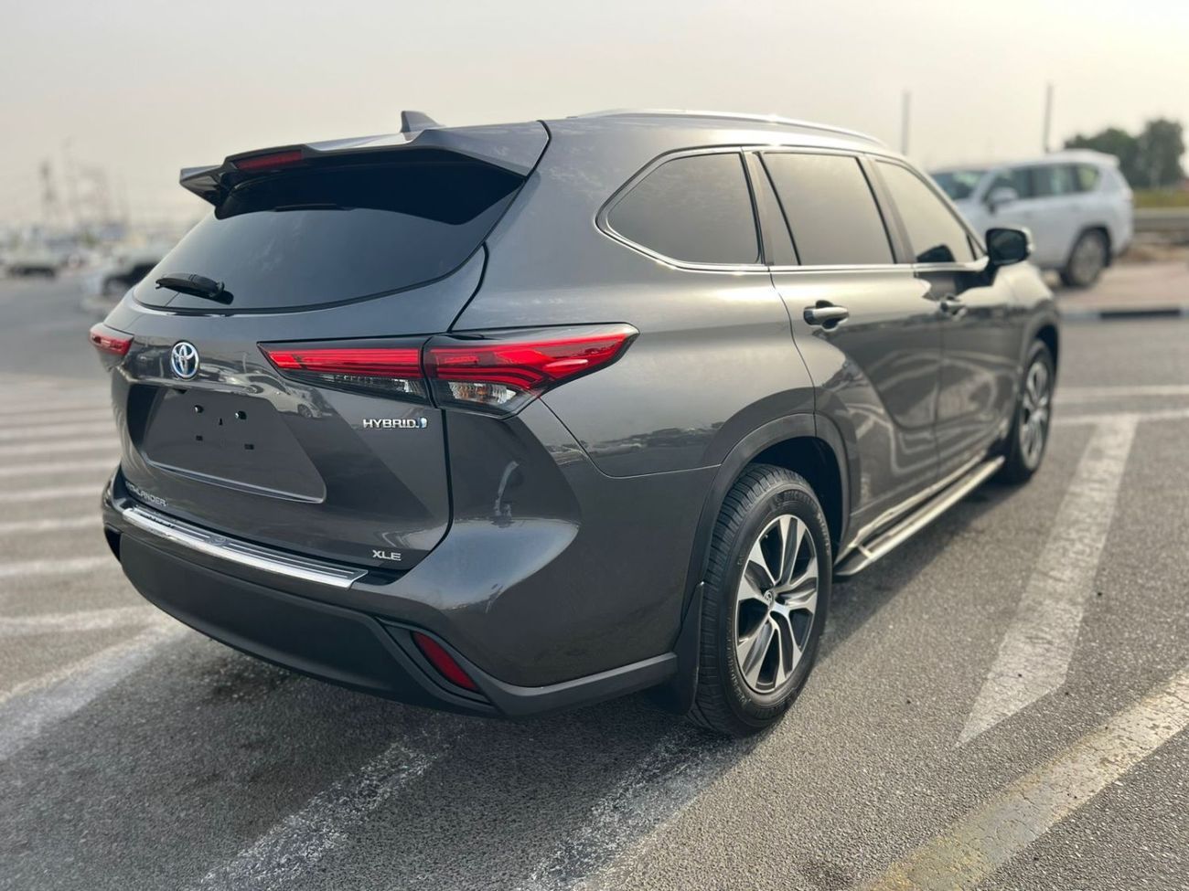 Toyota Highlander 2023 TOYOTA HIGHLANDER HYBRID XLE,  2.5l v4 GASOLINE , SUNROOF LEATHER ELECTRIC SEATS, TRUCK AUTO, 4