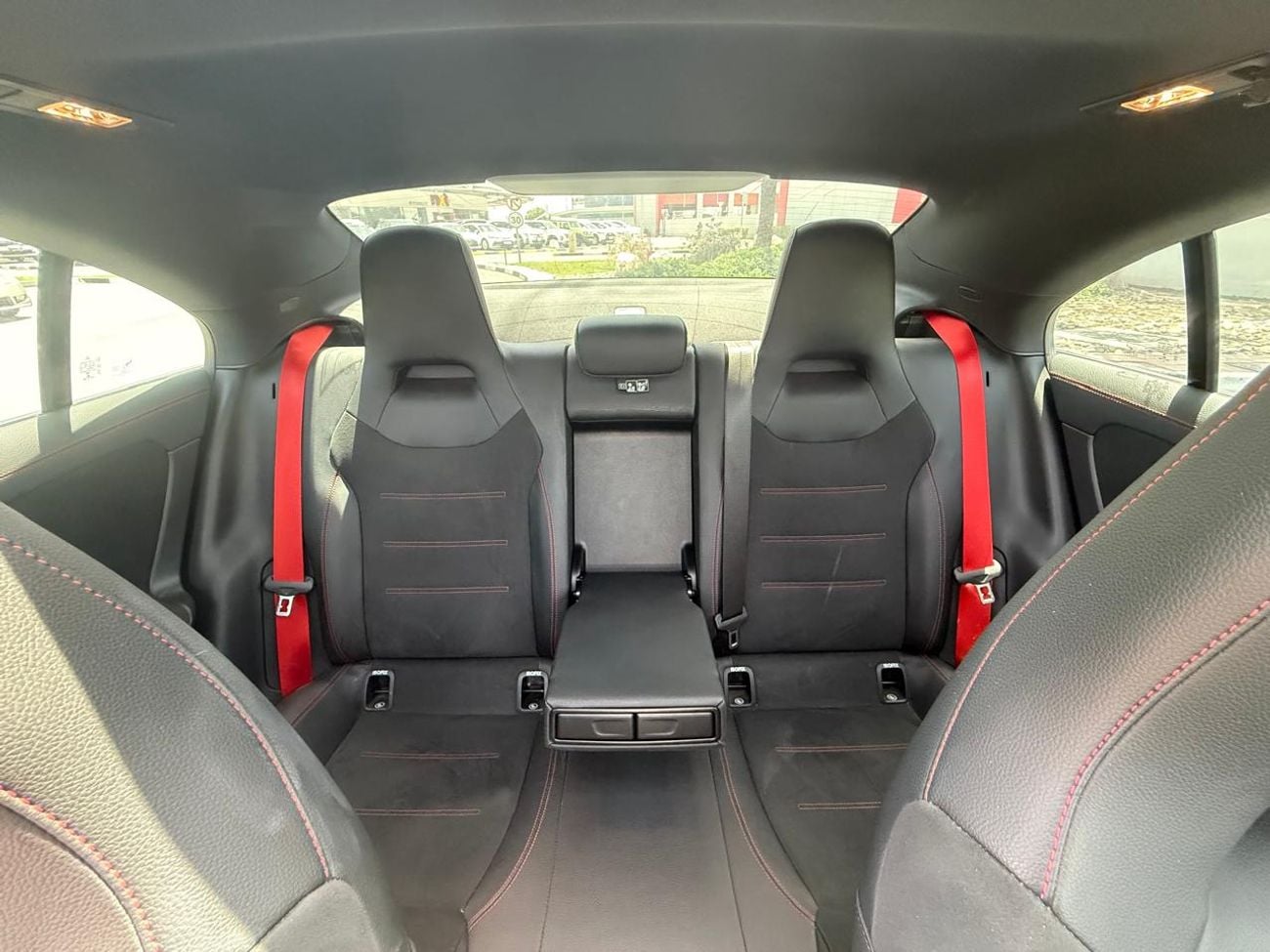 مرسيدس بنز CLA 35 AMG 4MATIC