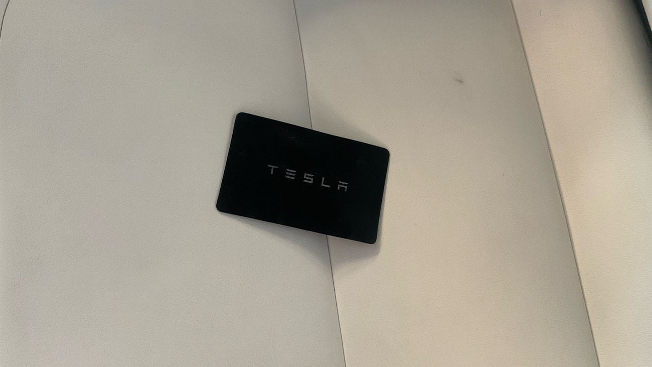 تسلا موديل 3 Performance (Dual Motor) | شامل الضمان | 0 ﺪﻔﻋﺓ ﺃﻮﻟﻯ