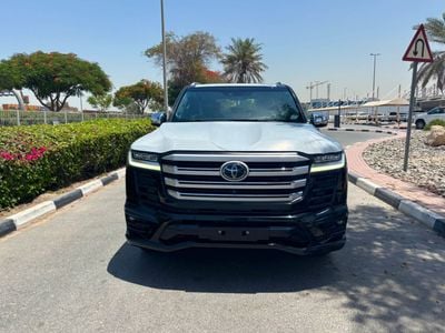 تويوتا لاند كروزر VXR