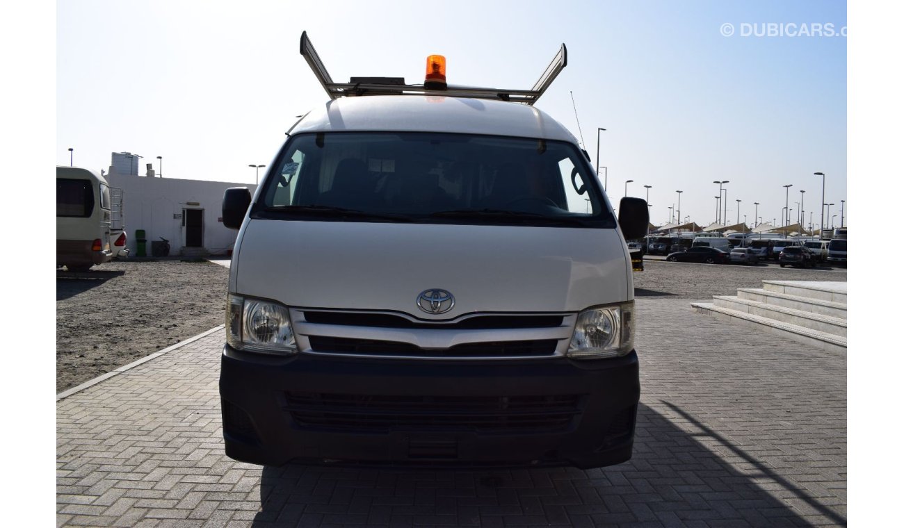 Toyota Hiace GL - High Roof LWB Toyota Hiace Highroof Sortimo Top System Service Van, Model:2013. Excellent condi