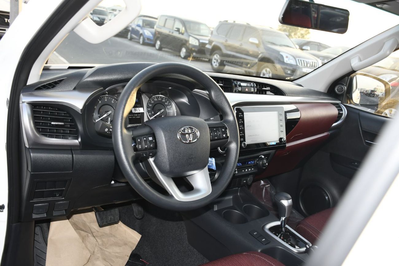 Toyota Hilux 2.7L V4 AT With Air Composer  Push Start Full Option