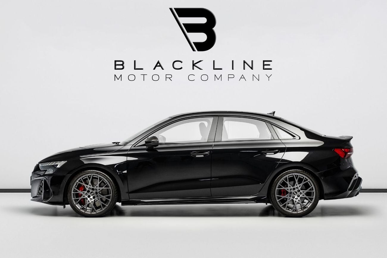 أودي RS3 STD BUY NOW, PAY 2027 | THE BLACKLINE STANDARD | 2030 Audi Warranty & Service Contract, GCC, Low KM'
