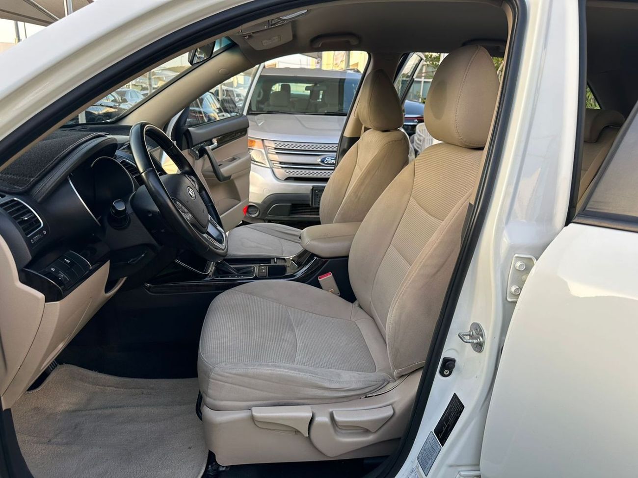 كيا سورينتو LX 4 سلندر بدون حوادث خليجى