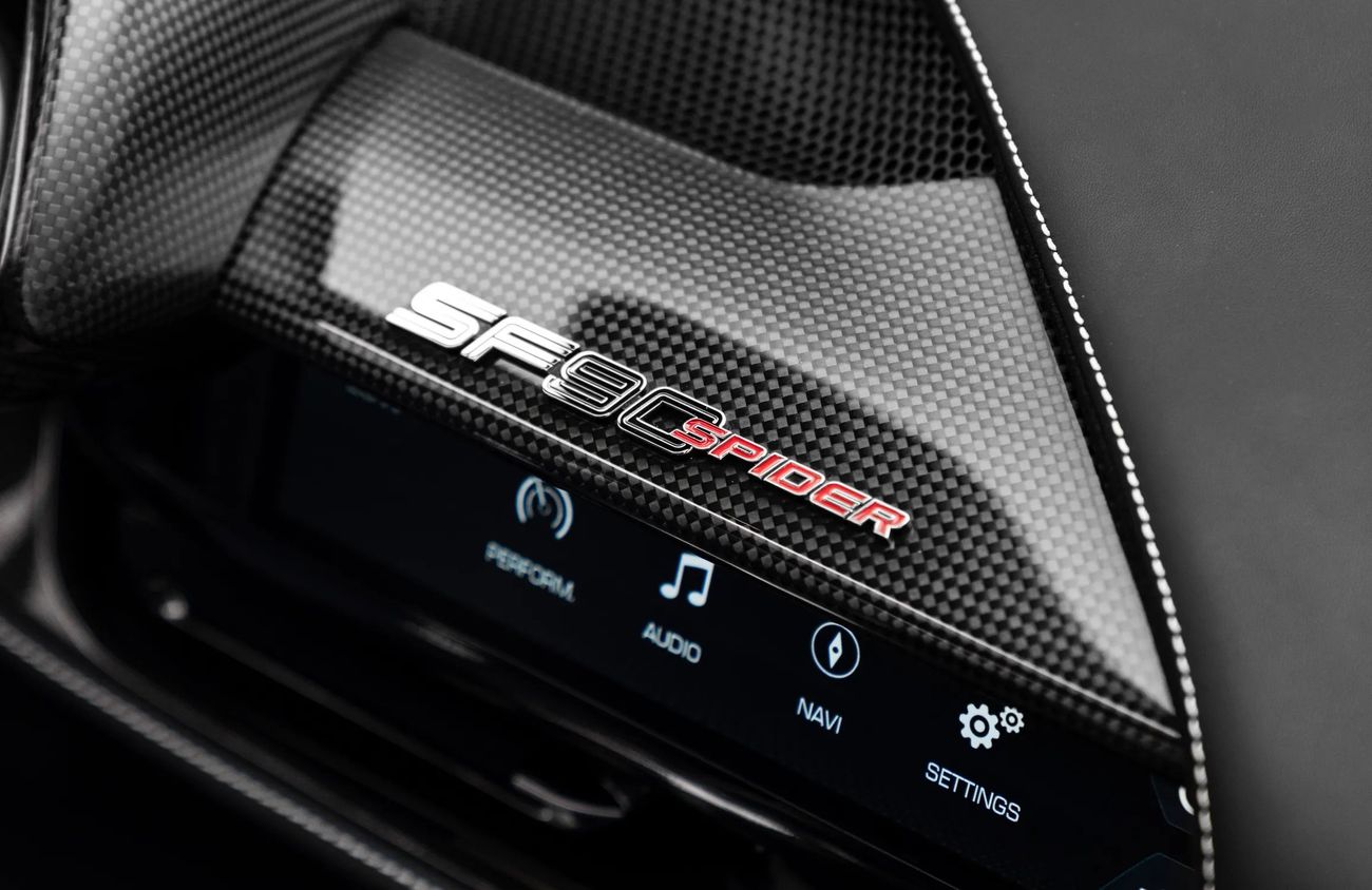 فيراري SF90 سبيدر 4.0L V8 Twin-Turbocharged Engine + eMotor | Warranty