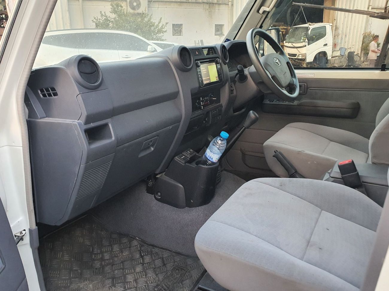 تويوتا لاند كروزر بيك آب TOYOTA LAND CRUISER PICK UP MODEL 2022 DIESEL V8 RHD