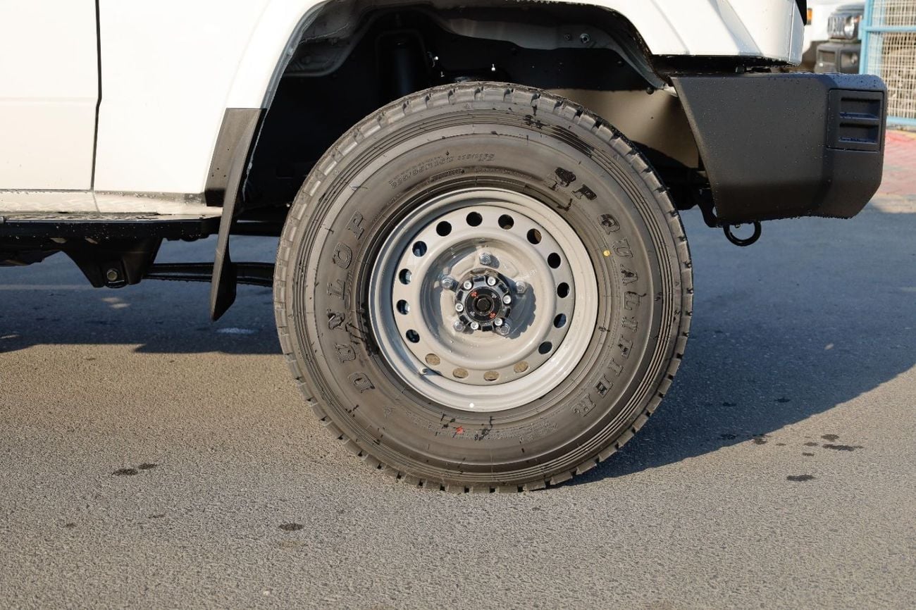 تويوتا لاند كروزر 70 LC 78 HARDTOP 4.0L MT