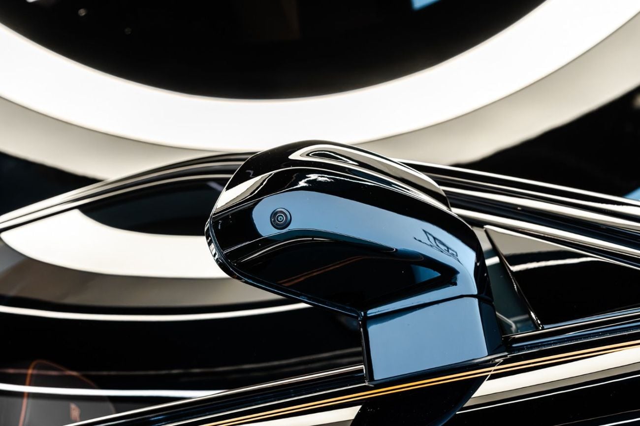 Rolls Royce Cullinan BLACK BADGE 2023 Rolls-Royce Cullinan | 6.75L Twin-Turbo V12 | European Specs