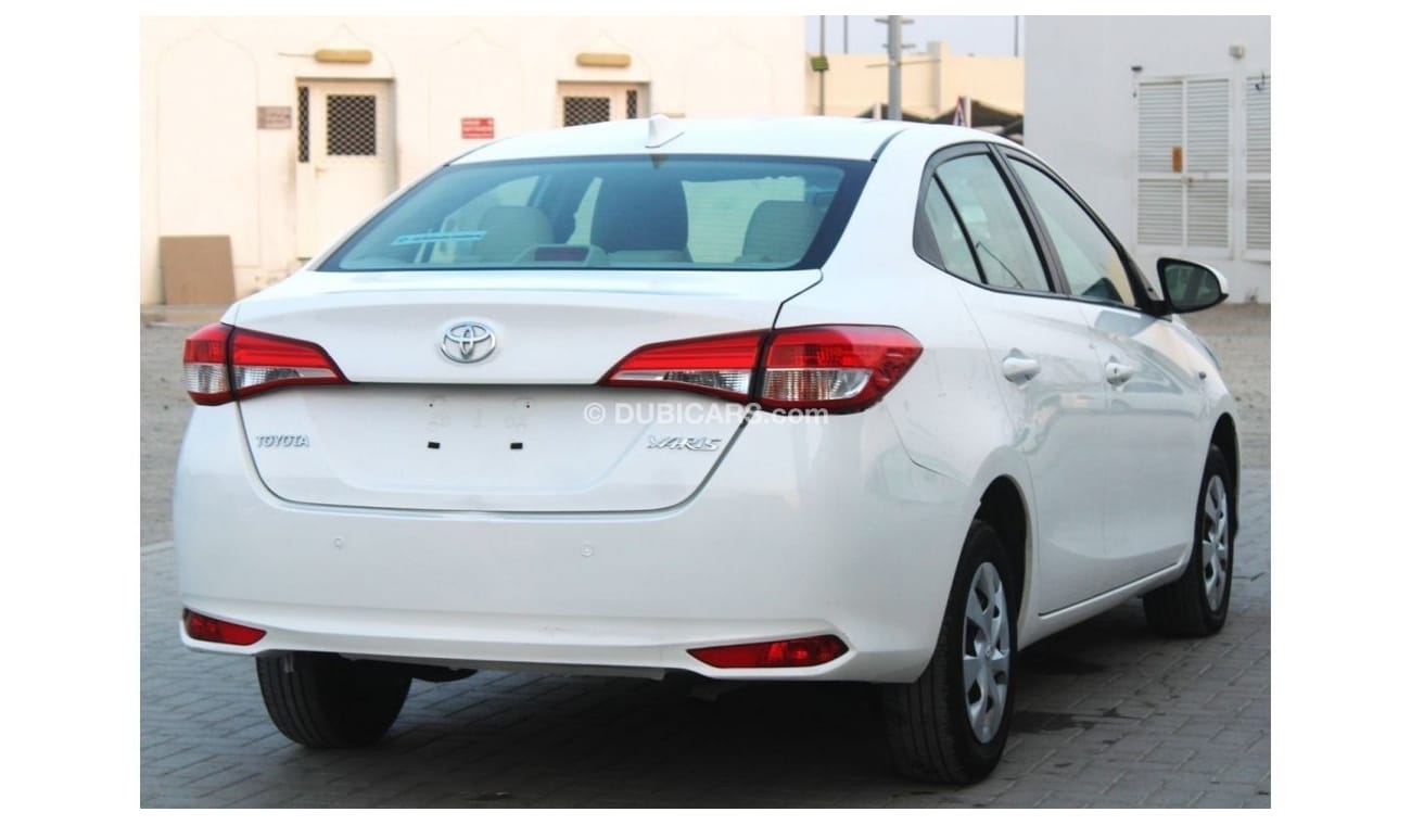 تويوتا يارس SE+ تويوتا يارس 2022 خليجي بحالة ممتازة