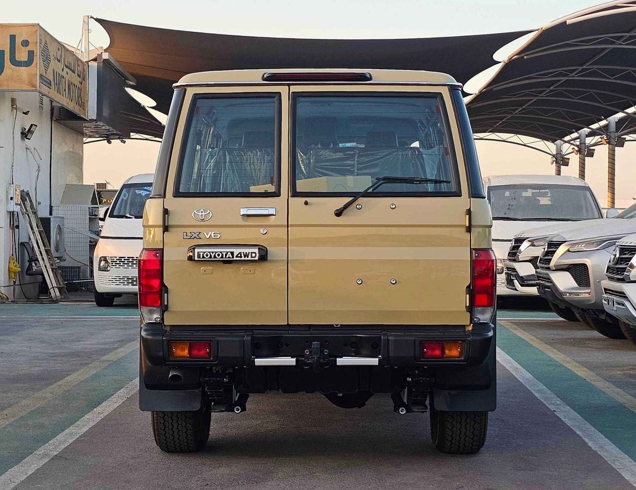 New Toyota Land Cruiser 70 LC76 / STD-HIGH OPTION / 4.0L PETROL V6 / M ...