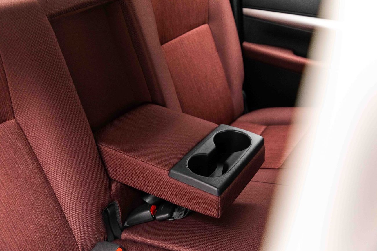 Toyota Hilux Double Cab 2.7L - Super White Inside Red | Export Only