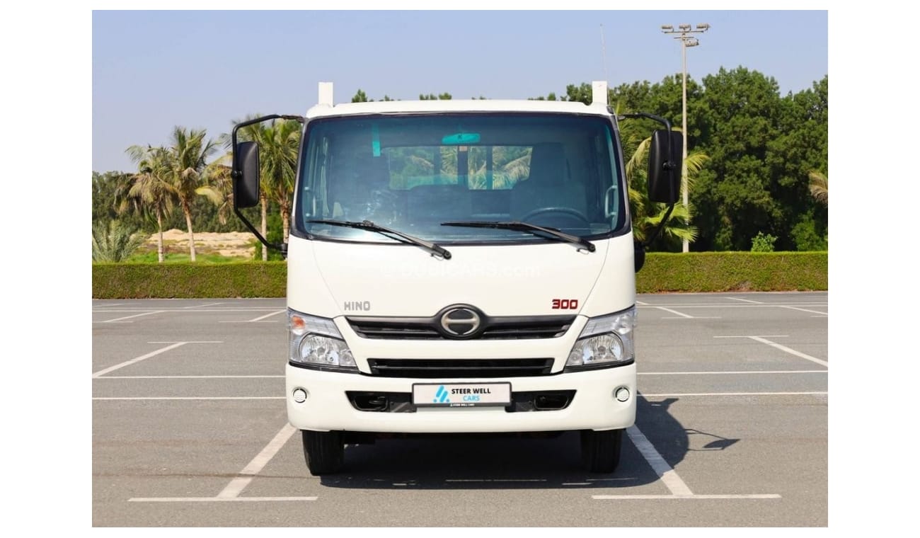 Hino 300 2012 Hino 300 Series 714 | Diesel | Long Chassis Double Cabin Cargo | GCC | Excellent Condition
