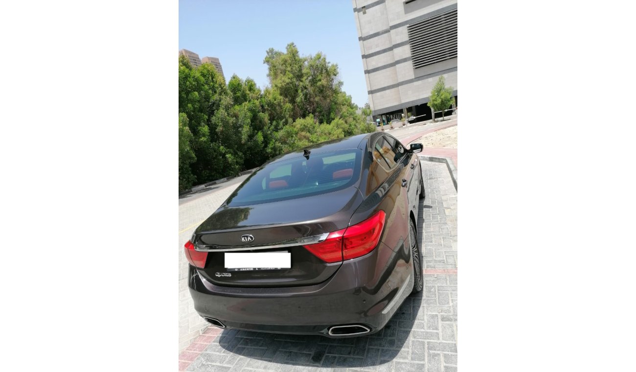 Kia Quoris V6 3.8L