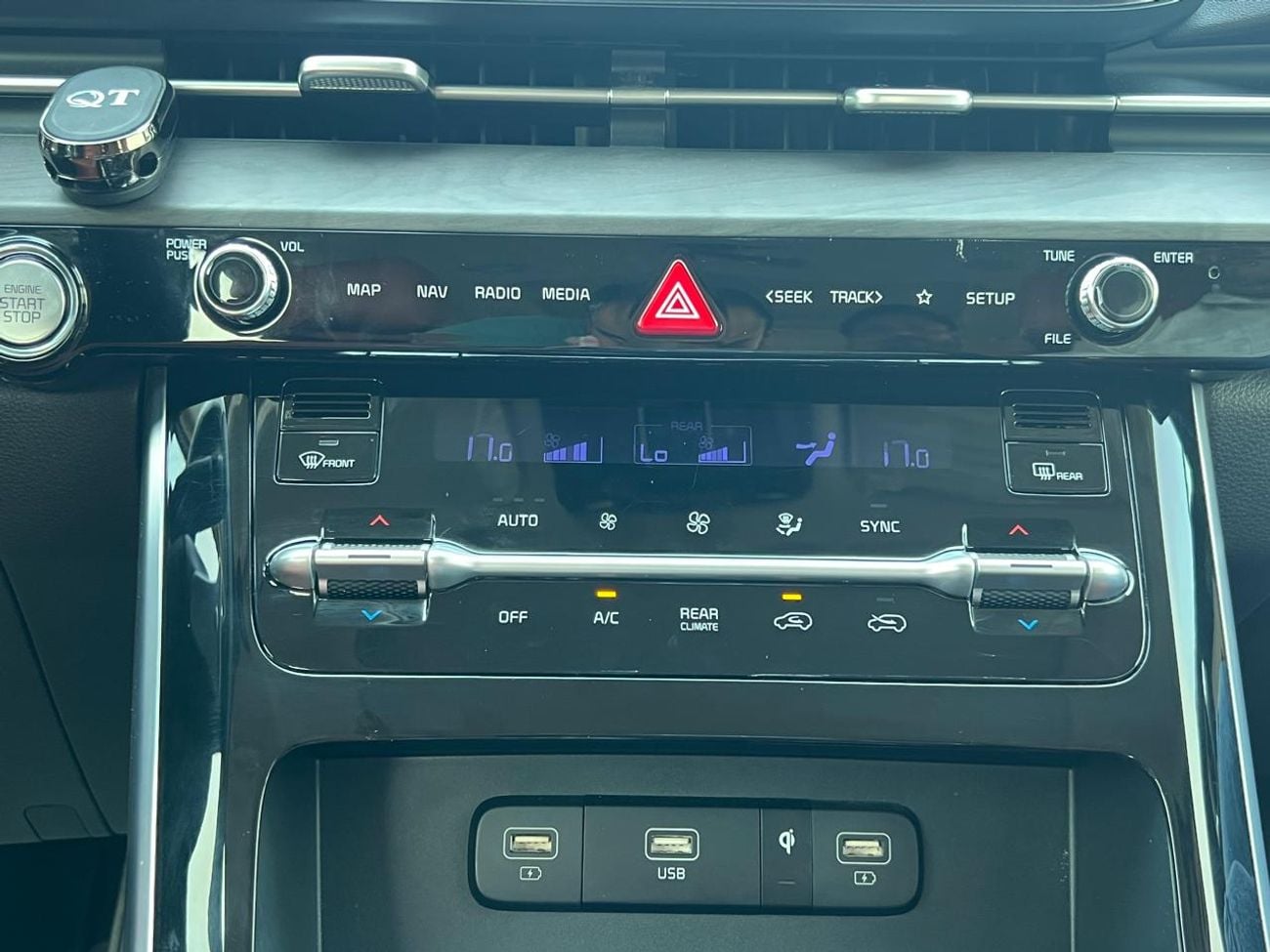 Kia Carnival EX TOP