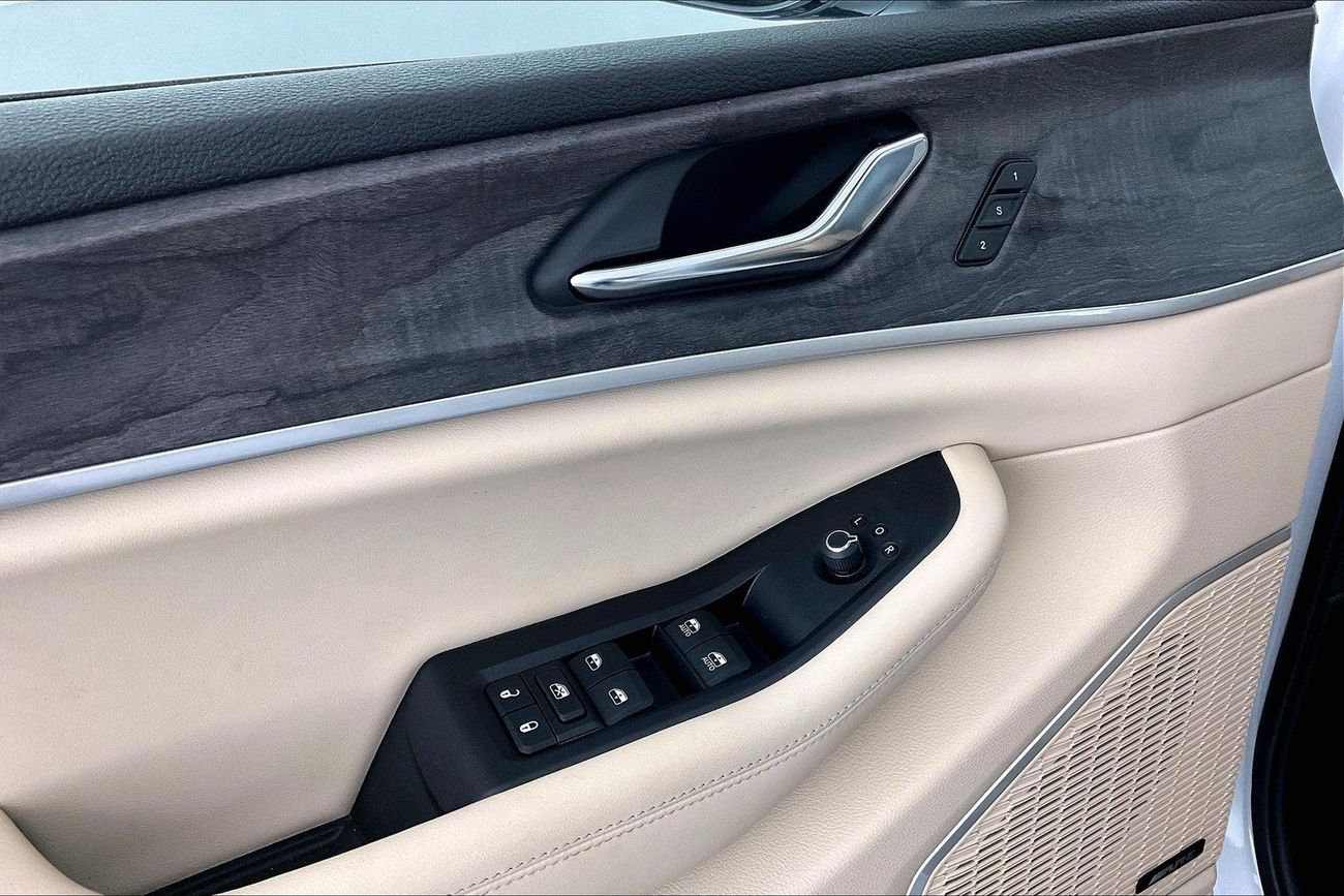 جيب جراند شيروكي Limited | شامل الضمان | 0 ﺪﻔﻋﺓ ﺃﻮﻟﻯ