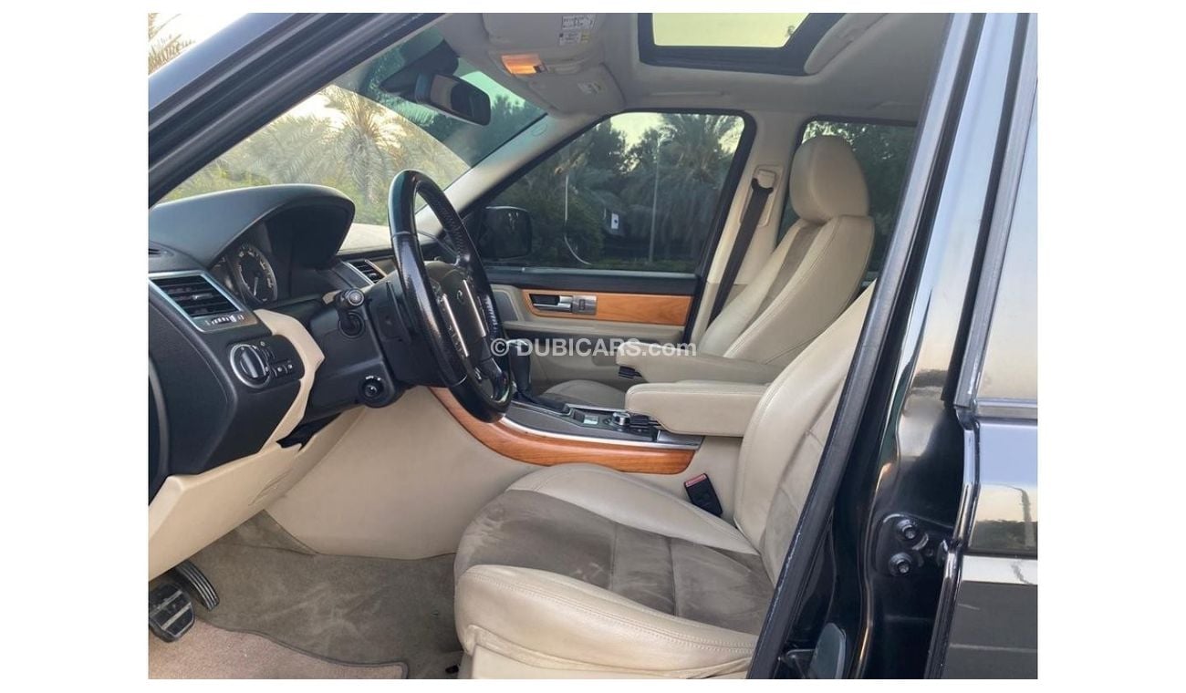 Land Rover Range Rover Sport Range Rover Sport 2011 GCC V8 Perfect Condition - Full Options