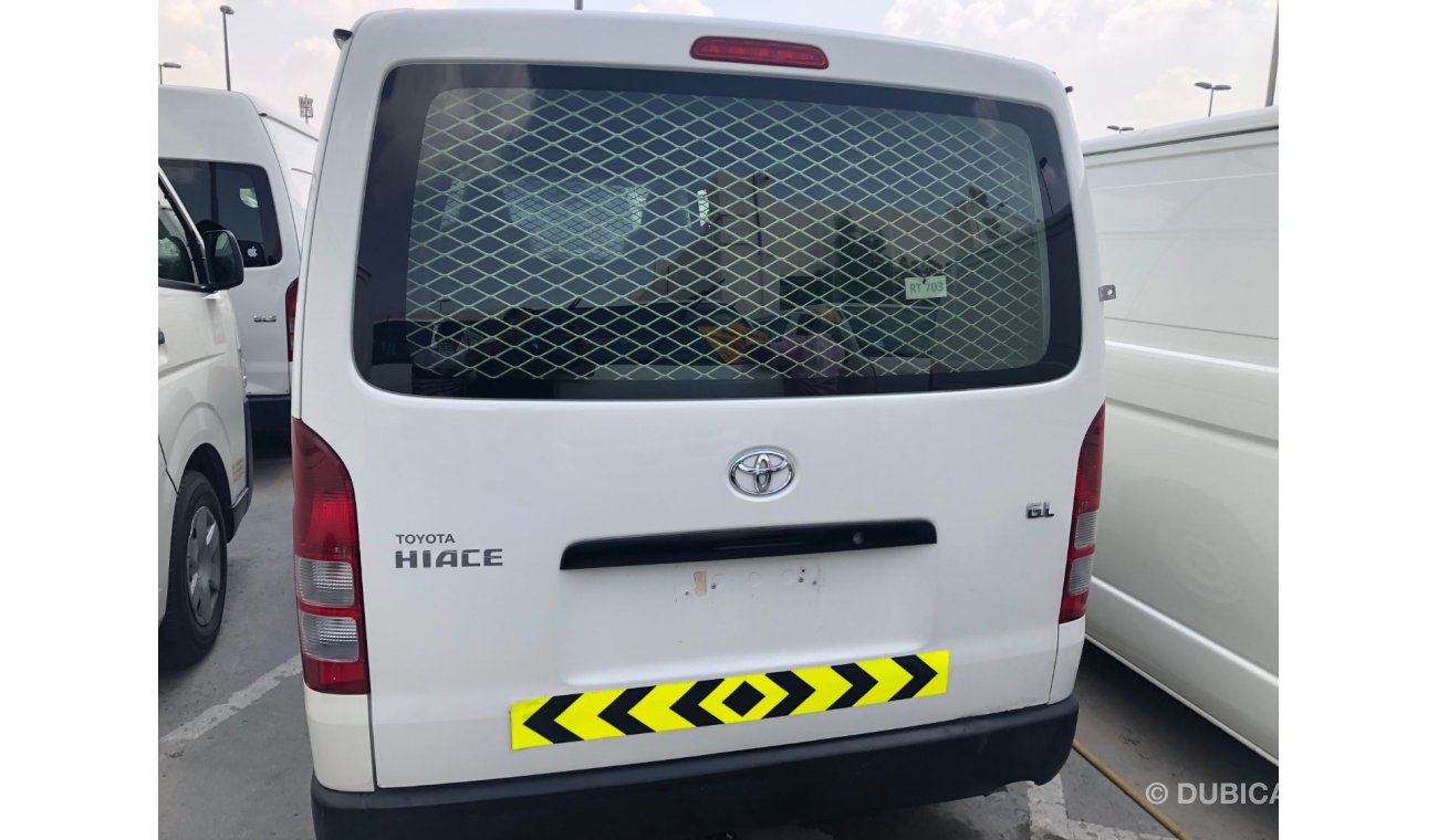 تويوتا هاياس Toyota Hiace Van, model:2015. Excellent condition