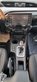 تويوتا هيلوكس SGLX TOYOTA HILUX 2.4L DIESEL 4X4 A/T LEATHER SEATS MY 2025