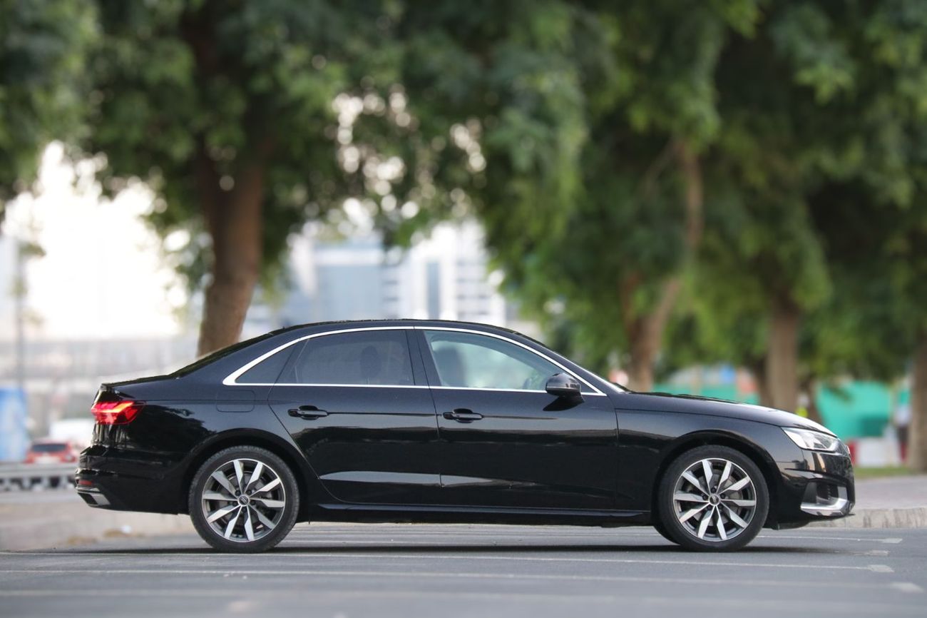 أودي A4 40 TFSI S-LINE | 2022 | Luxury, Comfort & Performance