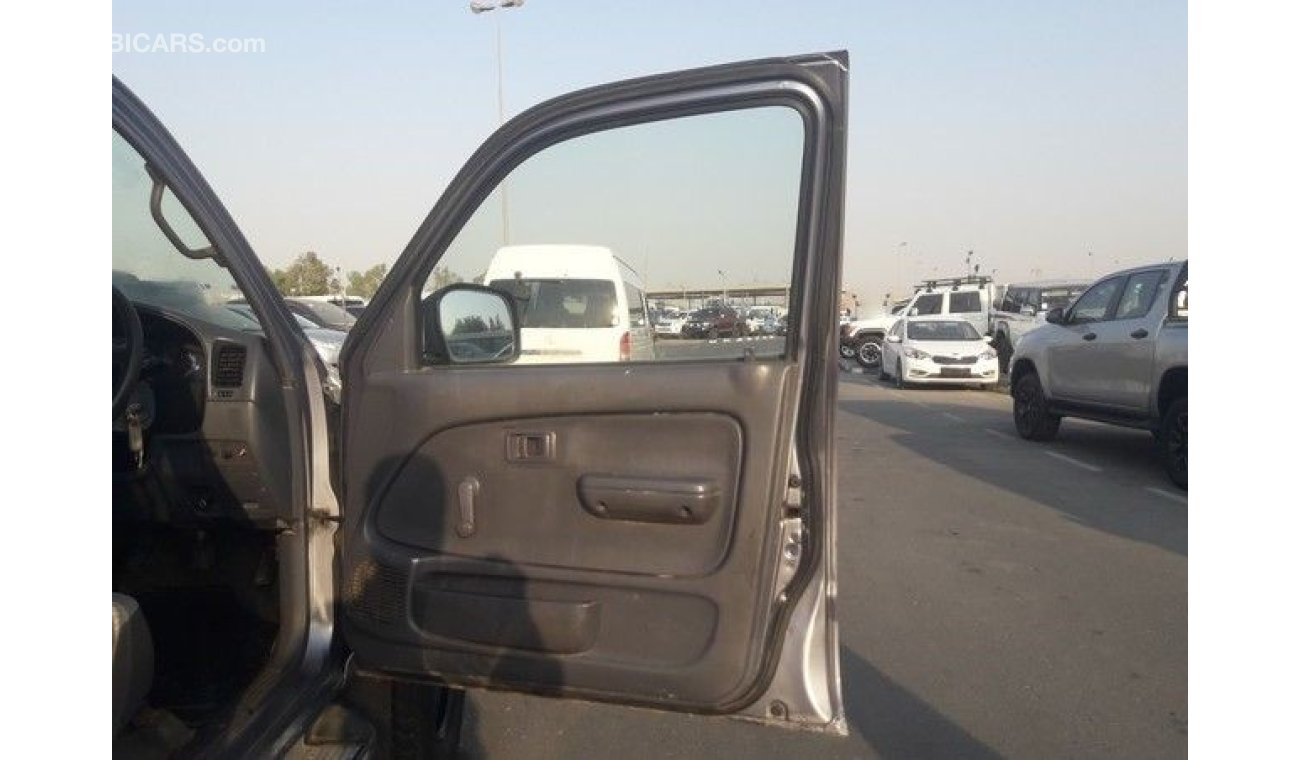 تويوتا هيلوكس TOYOTA  HILUX PICK-UP RIGHT HAND DRIVE (PM909)