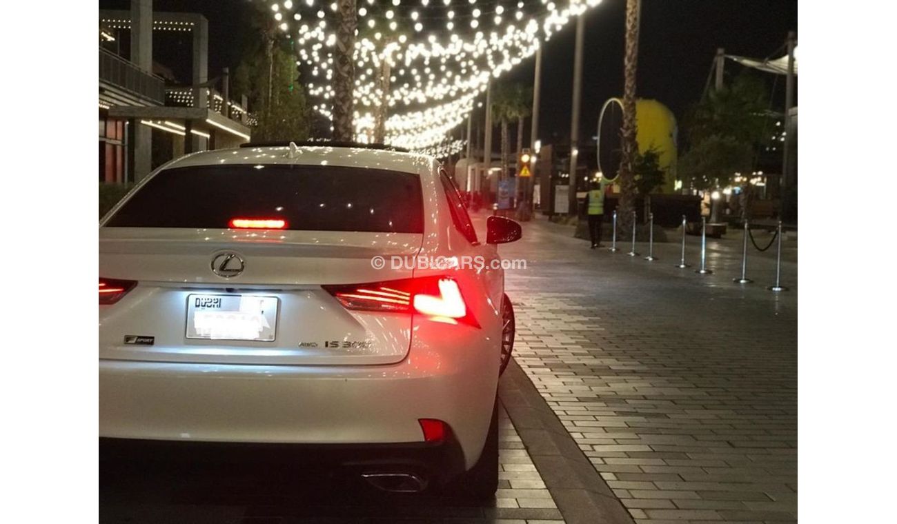 لكزس IS 300 LEXUS IS 300 >< F SPORT >< FULL OPTION /// MODEL 2017 /// LOW MILEAGE /// WITH RADAR , LEATHER SEAT 