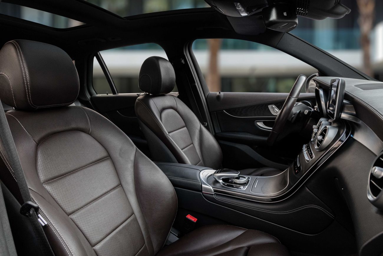 مرسيدس بنز GLC 250 GLC 250 4MATIC | 2,138 P.M | 0% Downpayment | Warranty | Pristine!