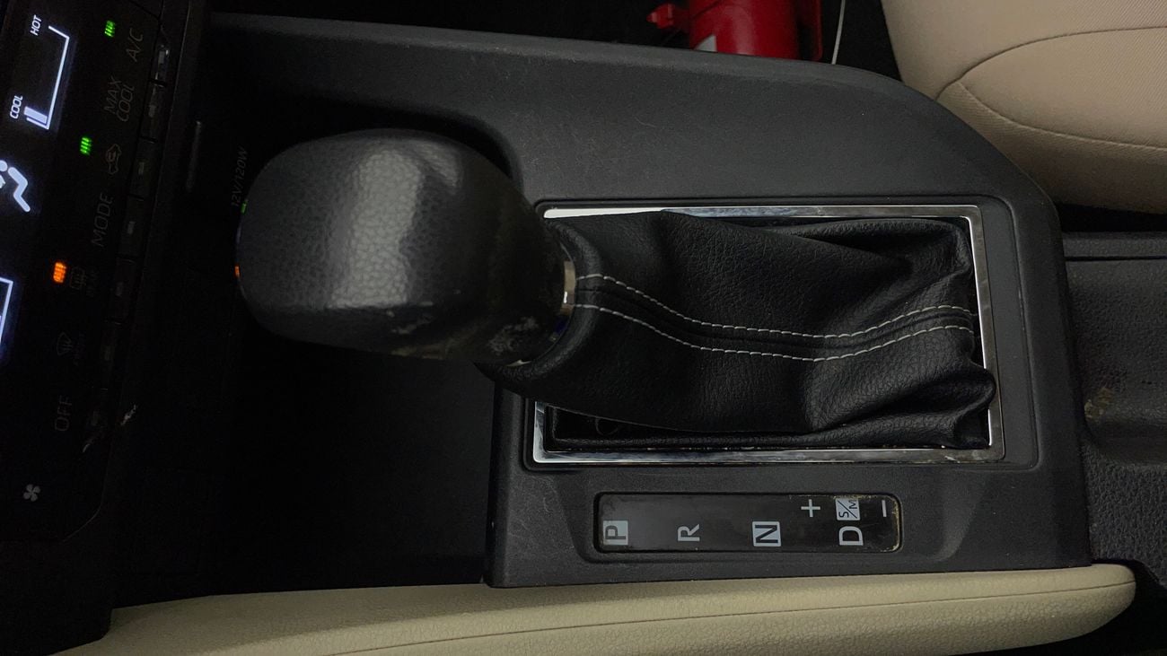 تويوتا يارس E 1.5 | بدون دفعة مقدمة | اختبار القيادة في المنزل