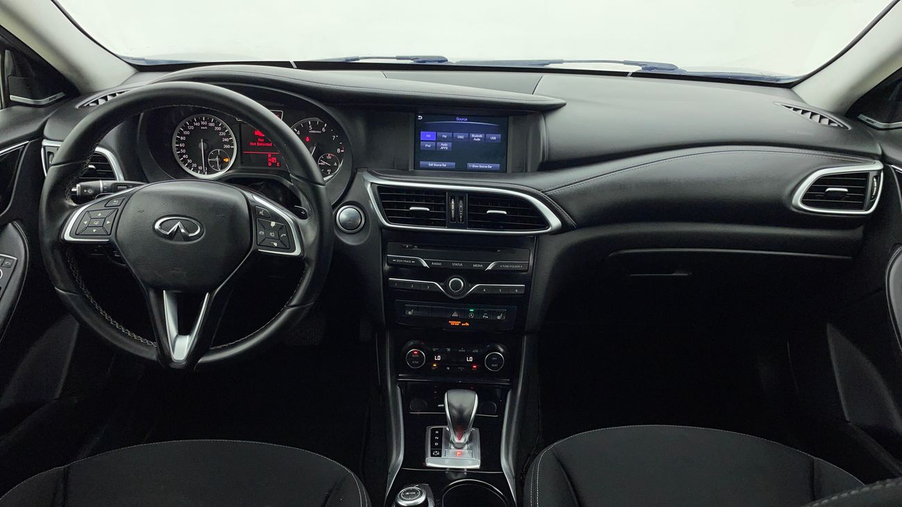 إنفينيتي Q 30 COMFORT 1.6 | بدون دفعة مقدمة | اختبار القيادة في المنزل