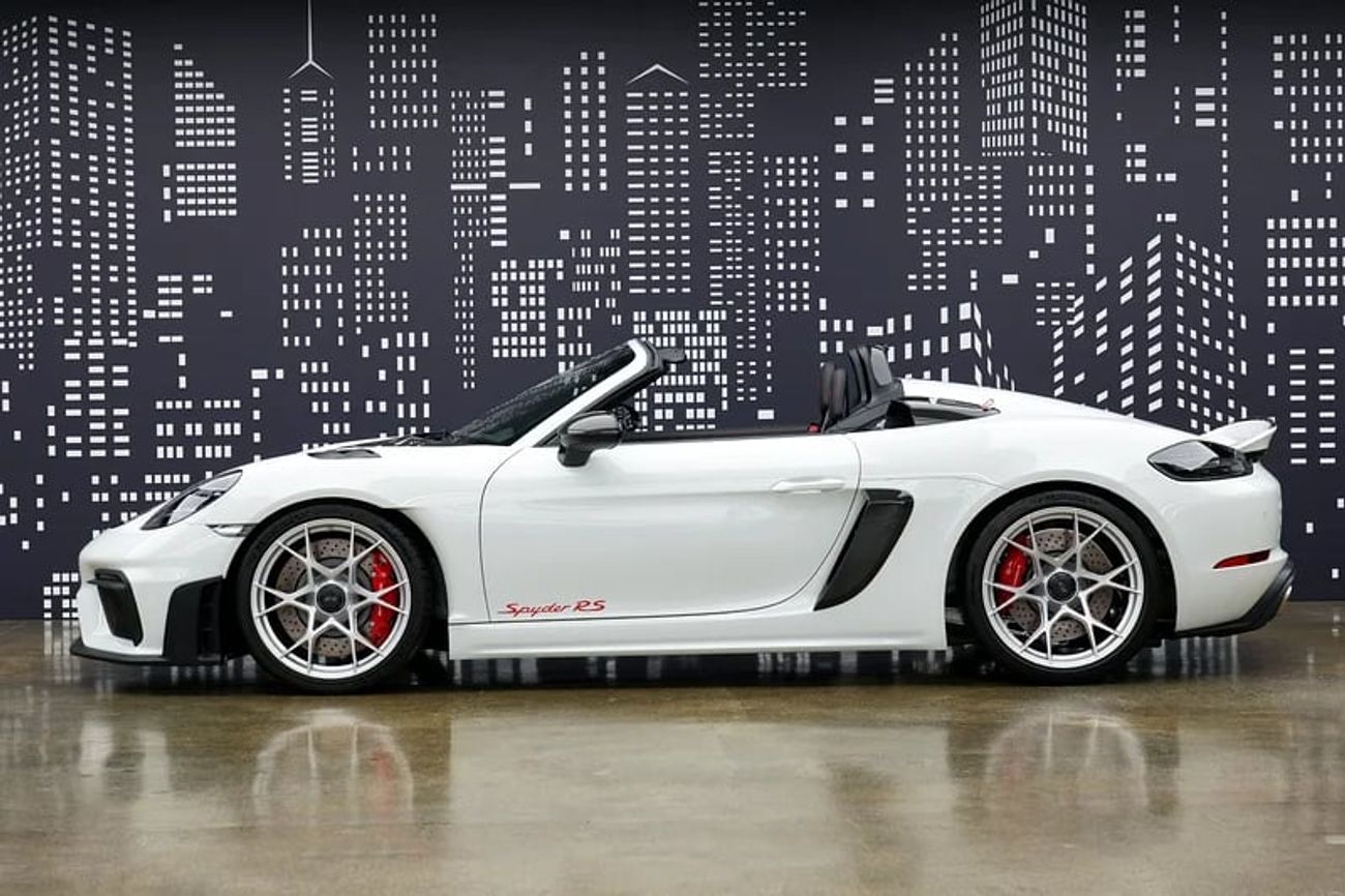 Porsche 718 Spyder RS