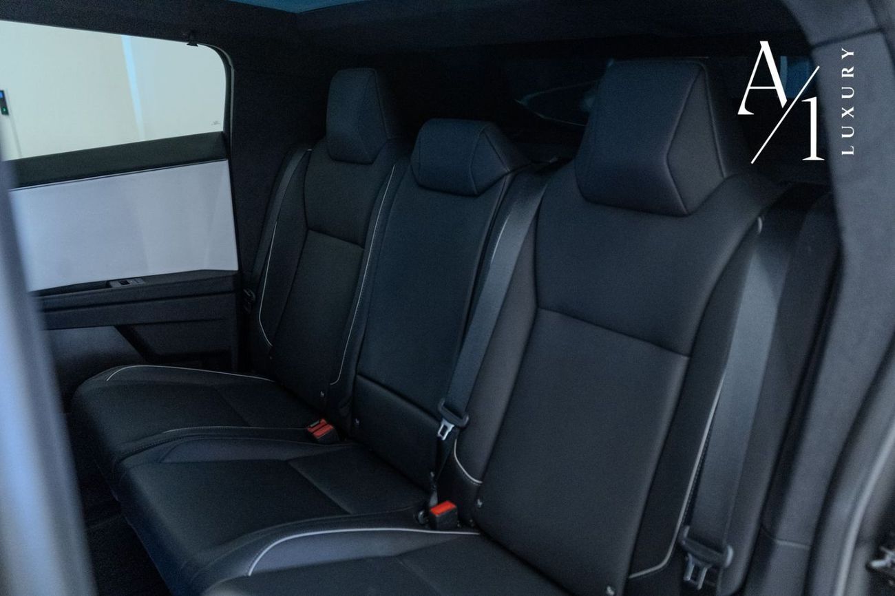 Tesla Cybertruck Foundation Series 2024 Tesla Cybertruck, Warranty, Fully Loaded, Very Low Kms, Clean Title