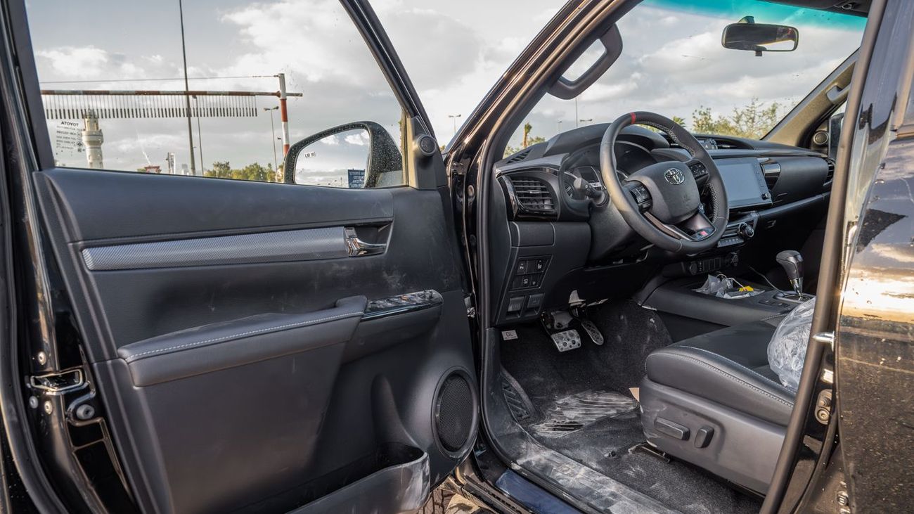 تويوتا هيلوكس TOYOTA HILUX 4.0 GRS -2026YM