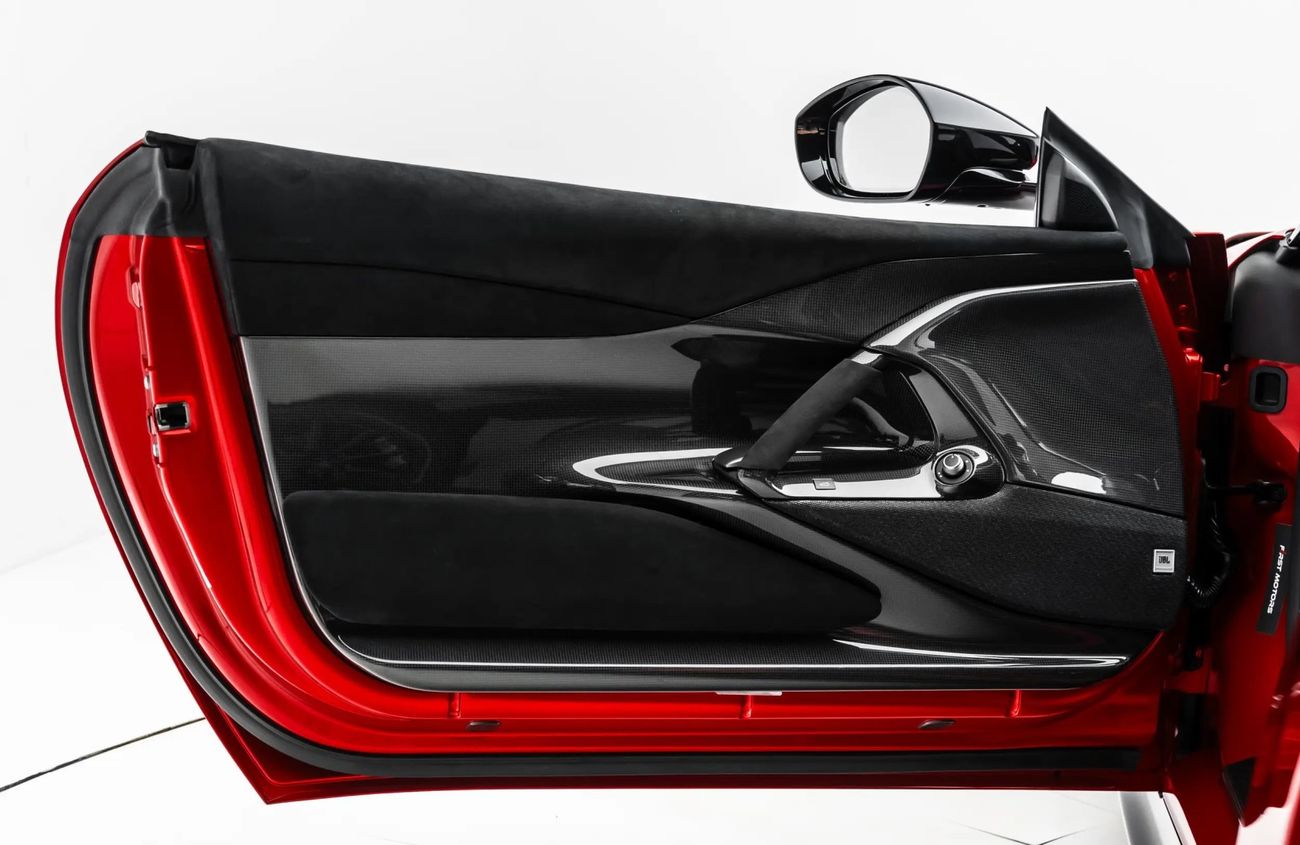 فيراري 812 كومبيتيزون 6.5L V12 Naturally Aspirated Engine