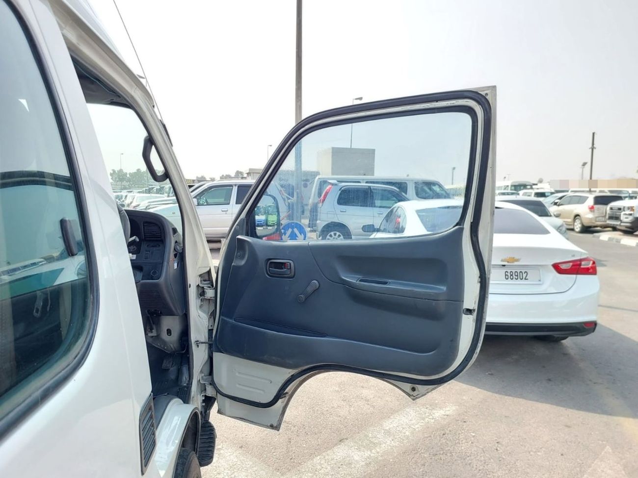 تويوتا هاياس TOYOTA HIACE COMMUTER VAN RHD 2001 MODEL 3.0 L DIESEL MANUAL(PM08349)