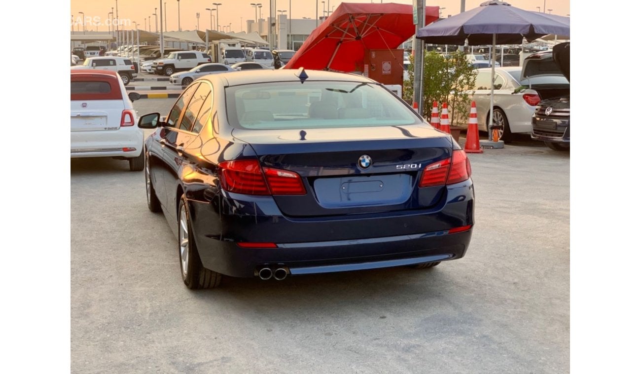 BMW 520i SUPER CLEAN CAR WIDE SCREEN AMAZING COLOR