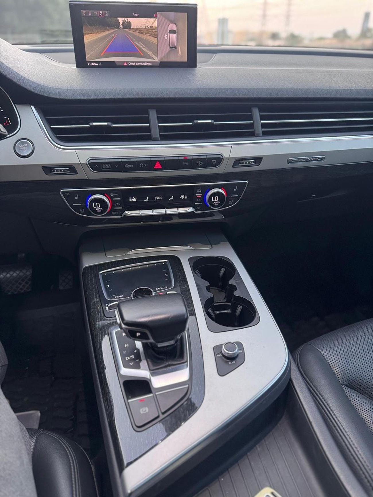 Audi Q7 STD original paint, 4-cylinder quarter-ton engine, 2000cc