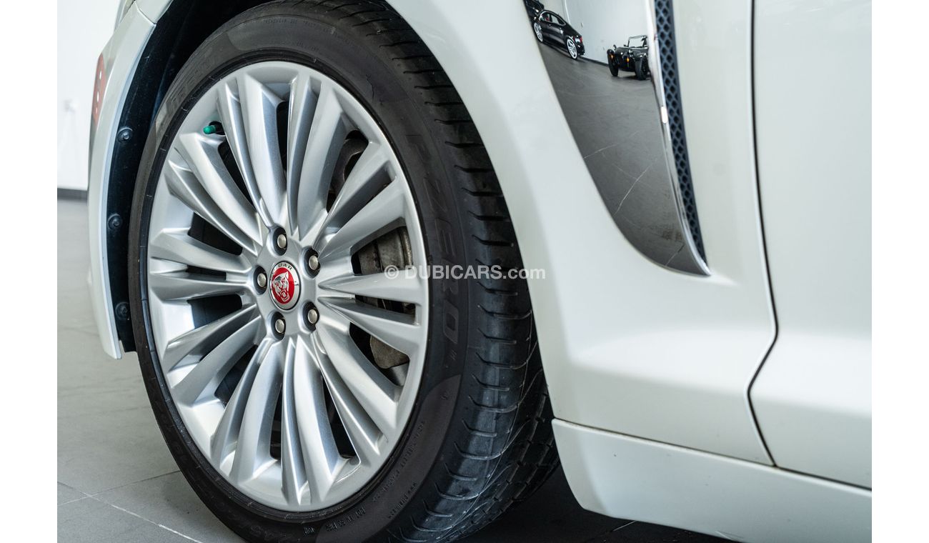 Jaguar XF 2015 Jaguar XF 3.0L V6 Supercharged Premium Luxury Edition / Extended Jaguar Warranty