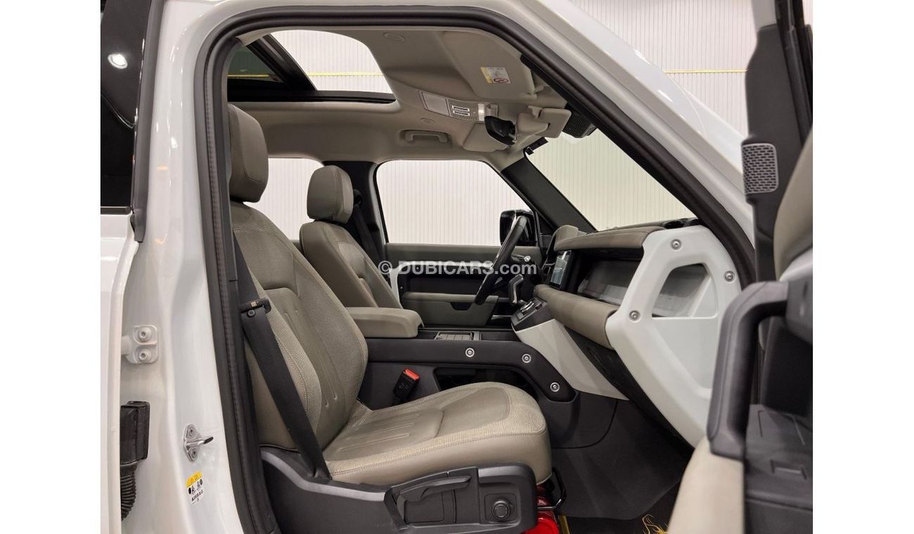لاند روفر ديفندر 2021 Land Rover Defender P300 110 S, Feb 2026 Land Rover Warranty, Land Rover Service Pack, GCC