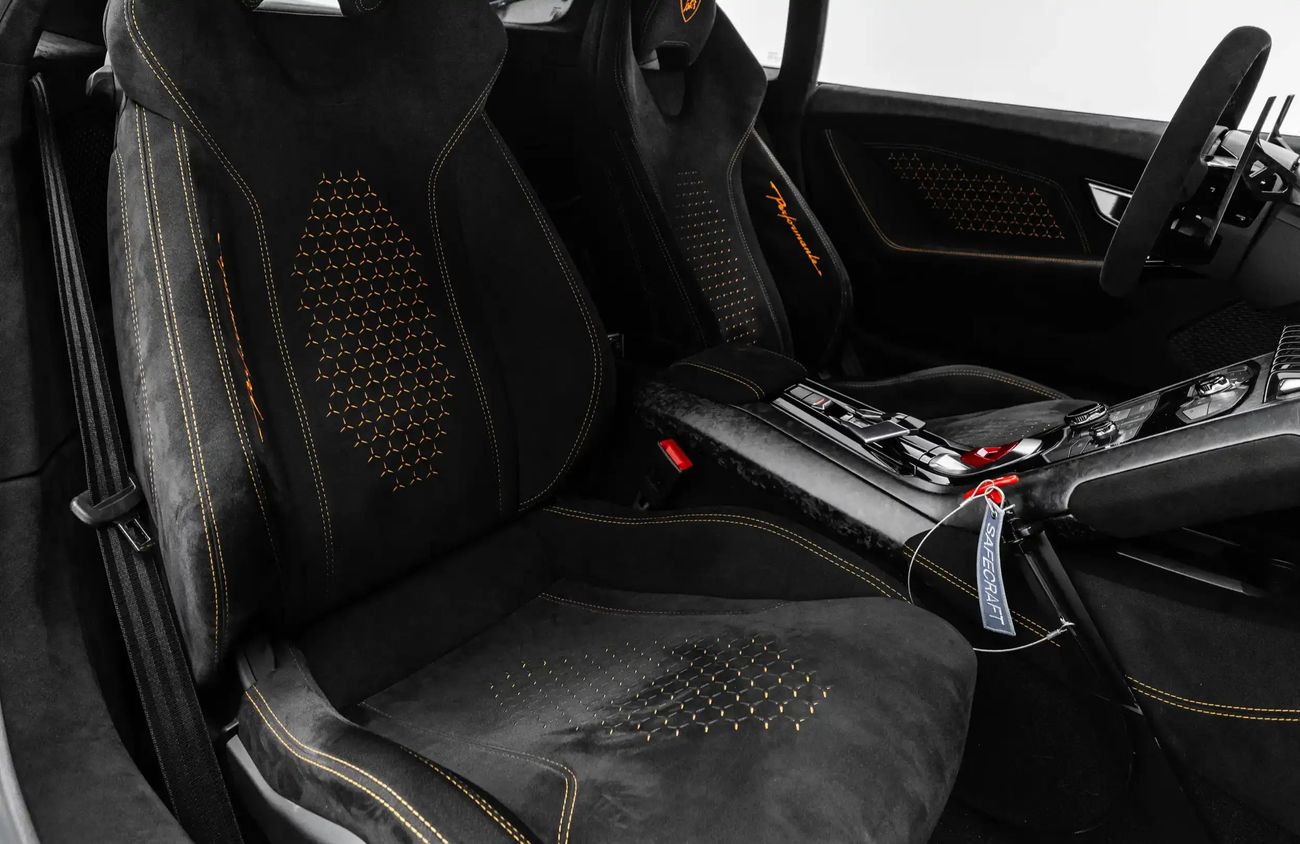 Lamborghini Huracan 5.2L V10 Twin-Turbocharged by Underground Racing