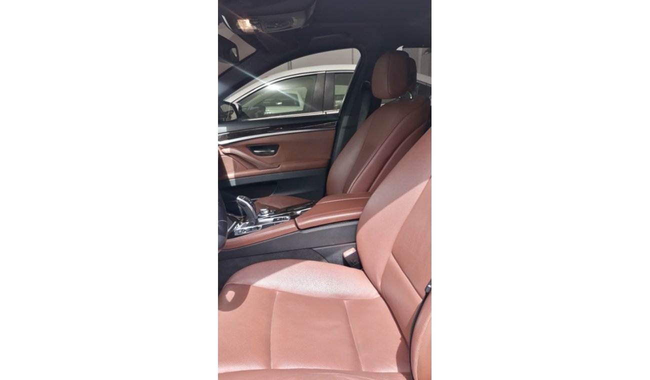 BMW 530i 2013 Model gulf specs full options options clean car